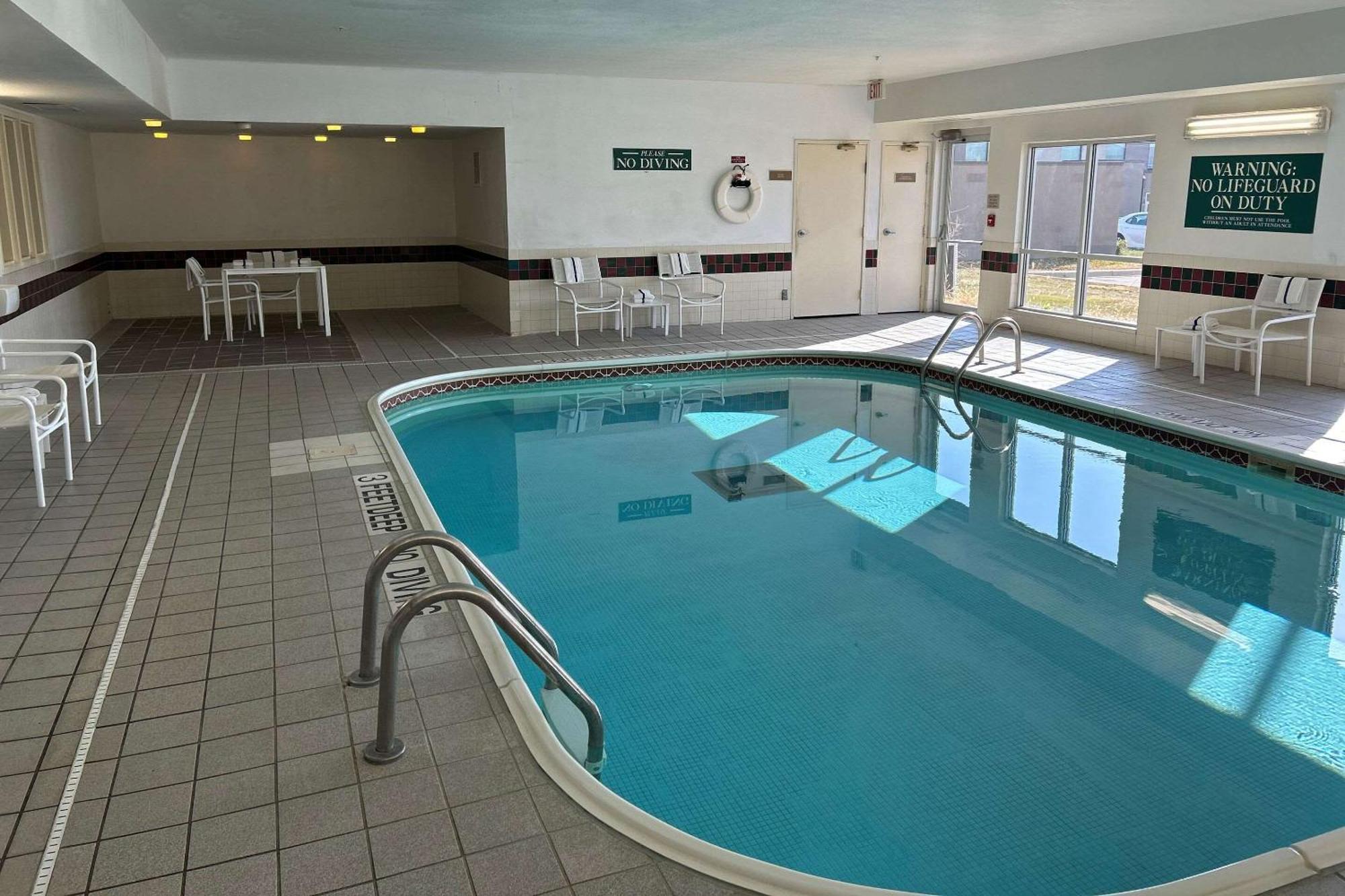 Country Inn & Suites By Radisson, Owatonna, Mn Zewnętrze zdjęcie